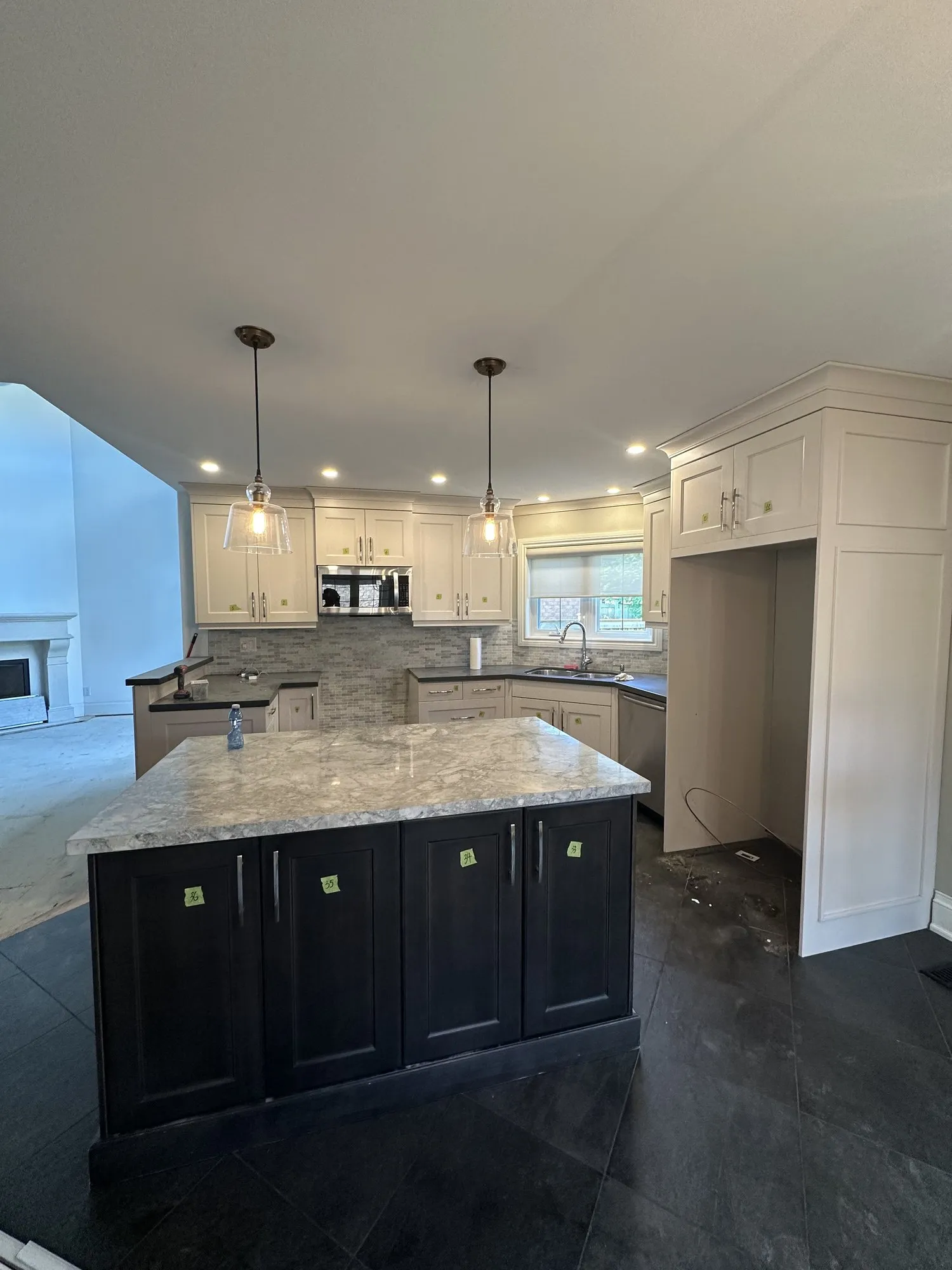 Before — cream and brown repainted Oxford White and Onyx in Aurora Highlands, Aurora